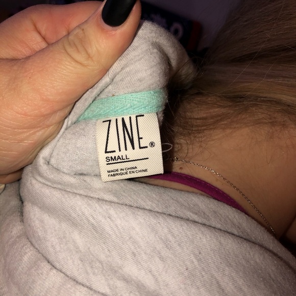 Zip up sweatshirt - Picture 3 of 3